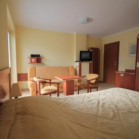 Nocleg ze śniadaniem Dom Gościnny Marina Dźwirzyno