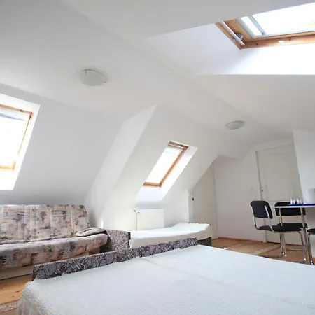 Marina ベッド・アンド・ブレックファスト *