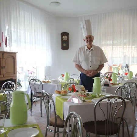 Marina Bed & Breakfast