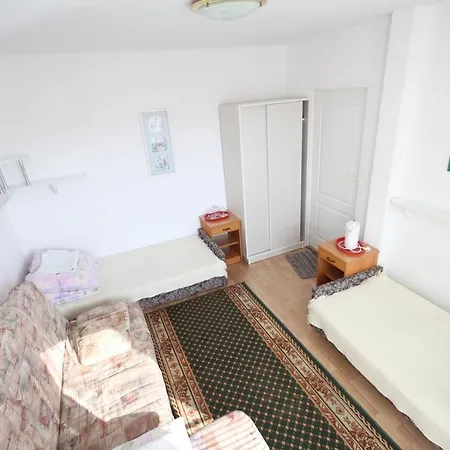 Marina Bed & Breakfast *