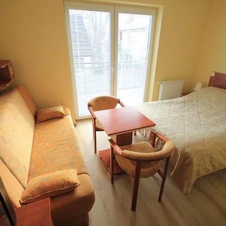 Marina Bed & Breakfast *